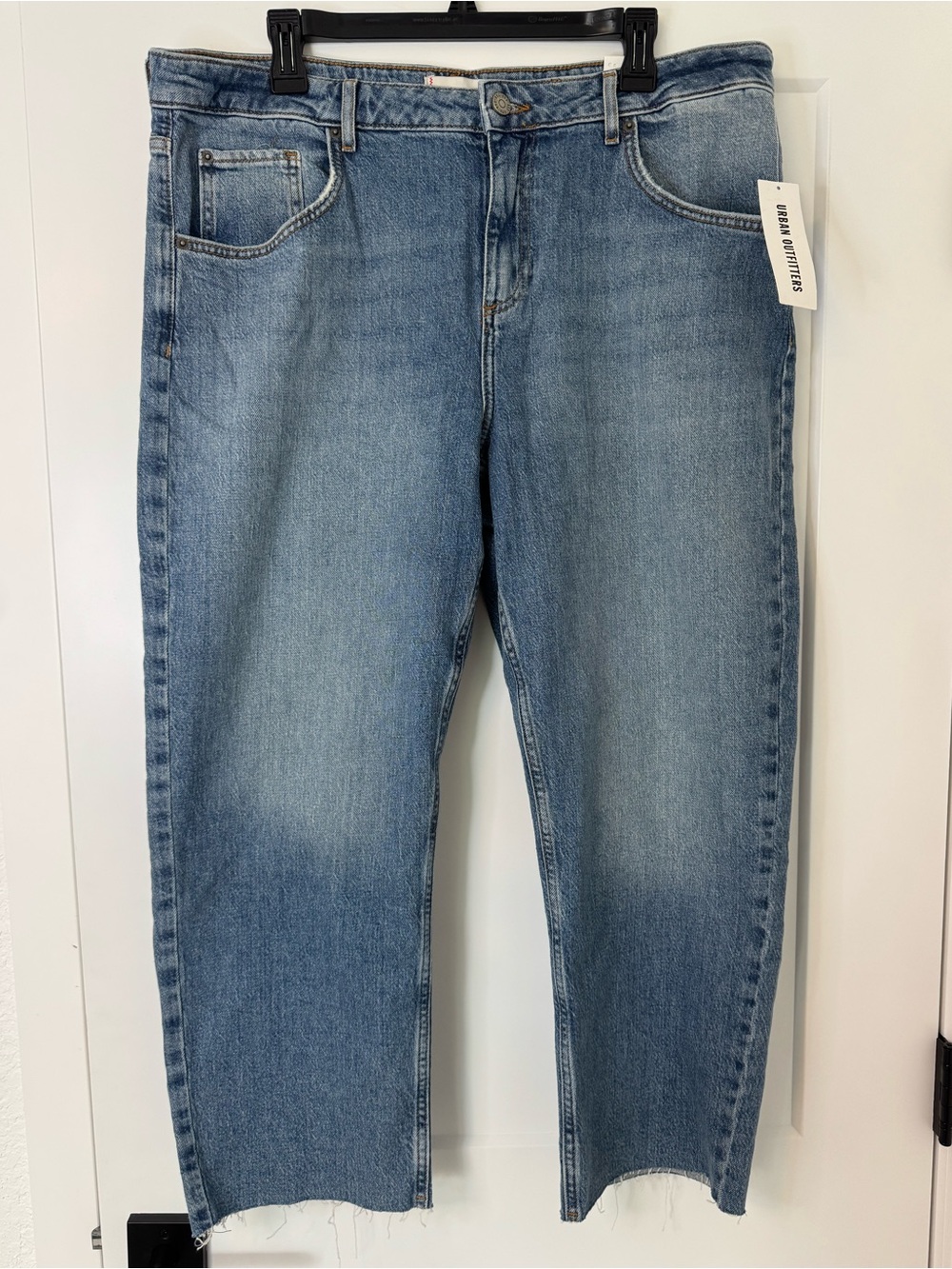 BDG Cowboy Cropped Ankle Jeans Medium Wash Raw Hem